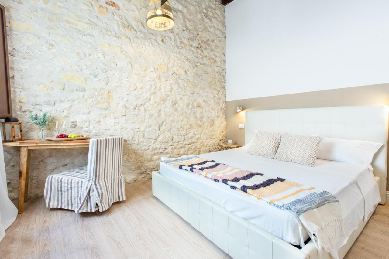 Maison Garibaldi Cagliari Exteriör bild