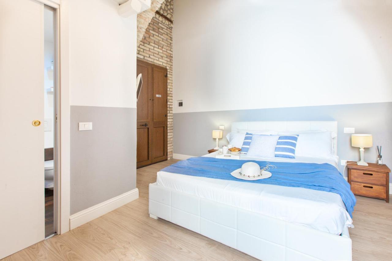 Maison Garibaldi Cagliari Exteriör bild