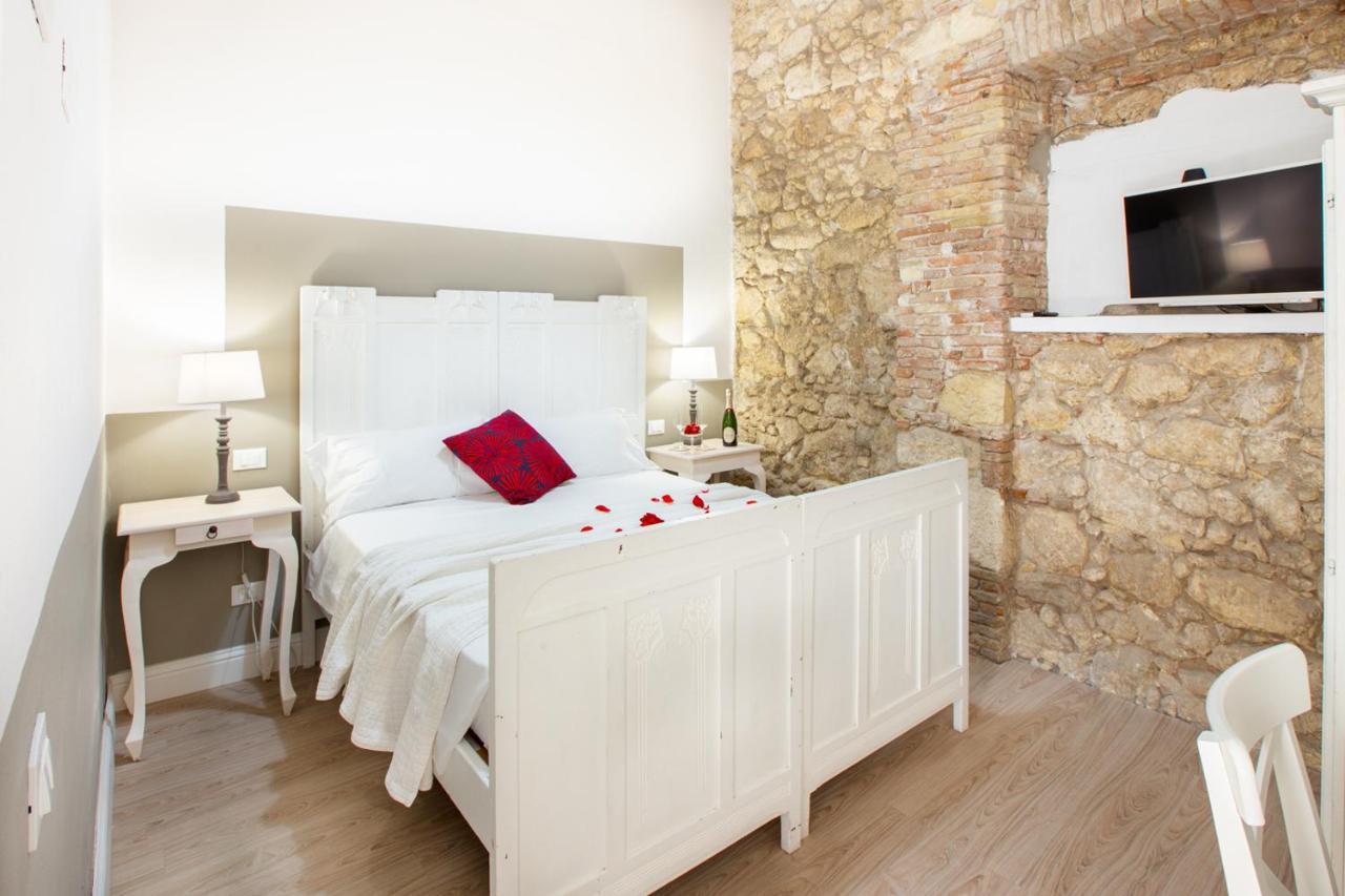 Maison Garibaldi Cagliari Exteriör bild