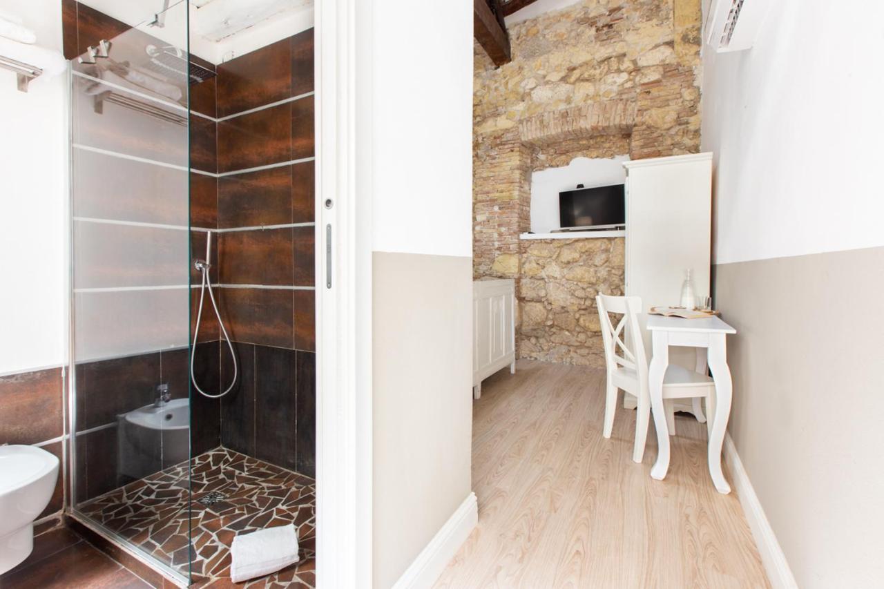 Maison Garibaldi Cagliari Exteriör bild