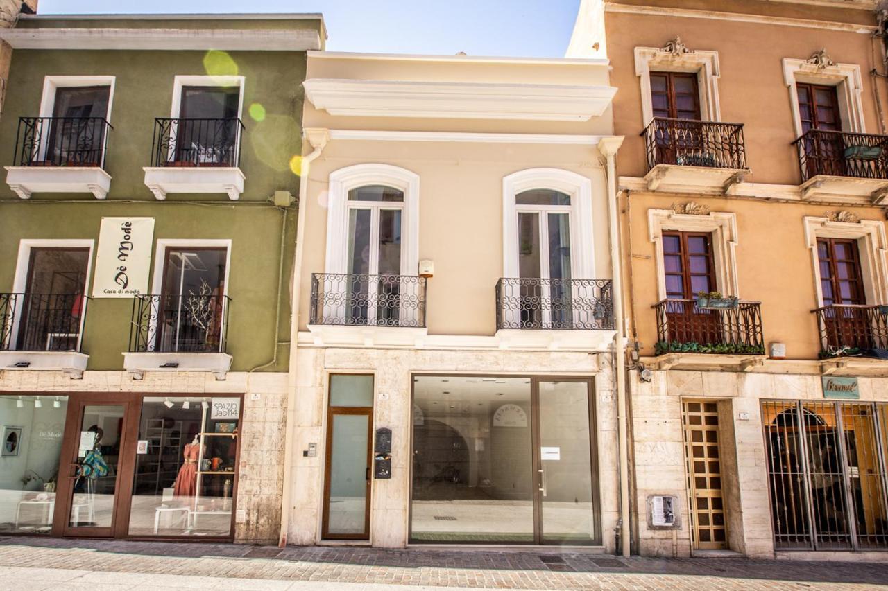 Maison Garibaldi Cagliari Exteriör bild